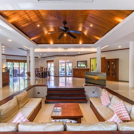 Amber Pool Villa Naiharn Rawai Екстер'єр фото